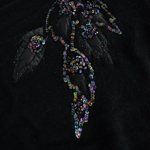 Vintage Black with Beaded Floral Knit Crewneck Sweater - Picture 9 of 12